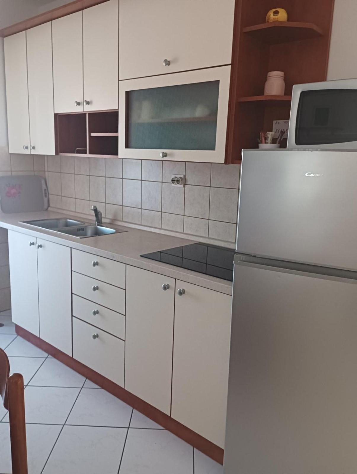 Apartmani Ana Vir Ngoại thất bức ảnh